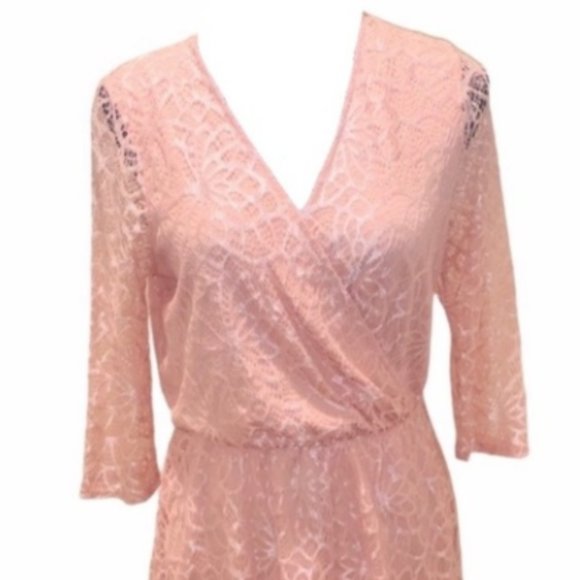 Derek heart v-neck peach romper - large
